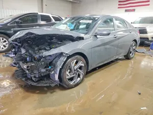 Hyundai Elantra 2.0L 4 2024