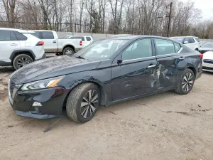 Nissan Altima 2.5L 4 2019