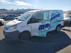 Nissan NV200 2.0L 4 2015