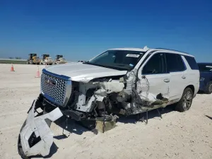 GMC Yukon 6.2L 8 2021