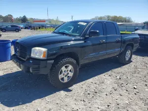 Dodge Dakota 4.7L 8 2006
