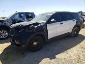 Ford Explorer 3.3L 6 2024