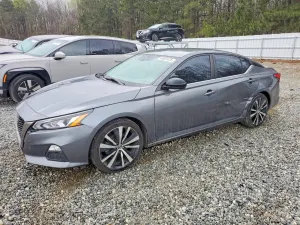 Nissan Altima 2.5L 4 2020