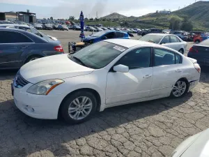 Nissan Altima 2.5L 4 2012