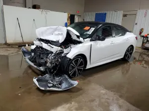 Nissan Sentra 2.0L 4 2023