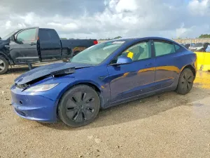 Tesla Model 3 2024