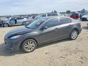 Mazda 3 2.0L 4 2012