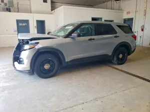 Ford Explorer 3.3L 6 2023