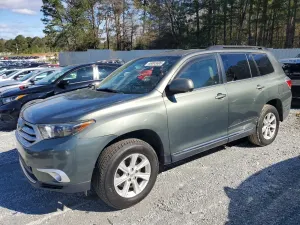 Toyota Highlander 3.5L 6 2013