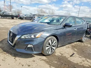 Nissan Altima 2.5L 4 2021