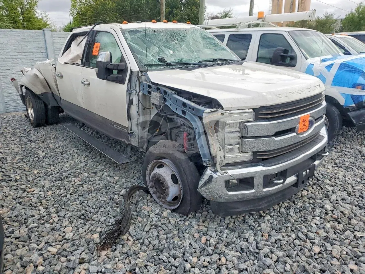 Ford F-450 6.7L 8 2017