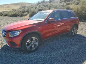 Mercedes-Benz GLC 2.0L 4 2016