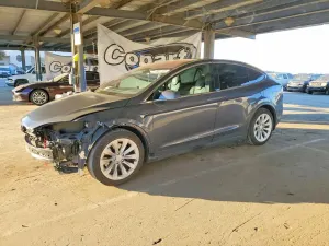 Tesla Model X 2018