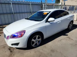 Volvo S60 2.4L 5 2012