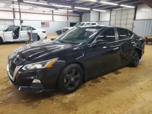 Nissan Altima 2.5L 4 2020