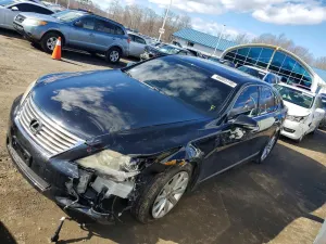 Lexus LS 4.6L 8 2011