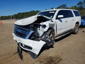 Chevrolet Suburban 5.3L 8 2020