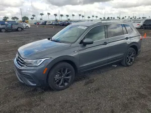 Volkswagen Tiguan 2.0L 4 2024