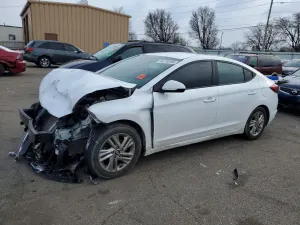 Hyundai Elantra 2.0L 4 2019