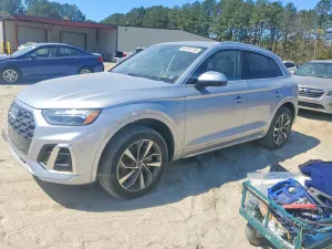 Audi Q5 2.0L 4 2022
