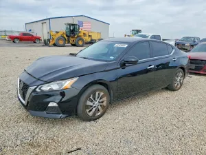 Nissan Altima 2.5L 4 2020