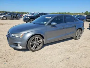 Audi A3 2.0L 4 2017