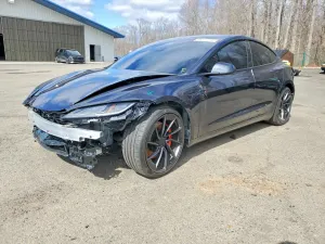 Tesla Model 3 2024
