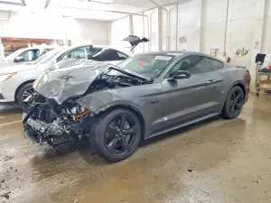 Ford Mustang 5.0L 8 2023