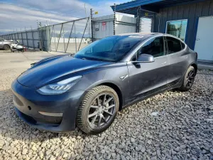 Tesla Model 3 2018