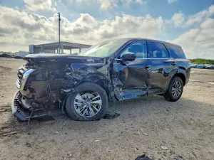 Nissan Pathfinder 3.5L 6 2022