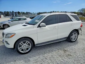 Mercedes-Benz ML 3.5L 6 2015