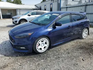 Ford Focus 2.0L 4 2017