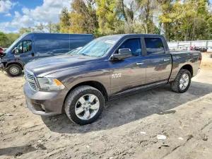 RAM 1500 3.0L 6 2015