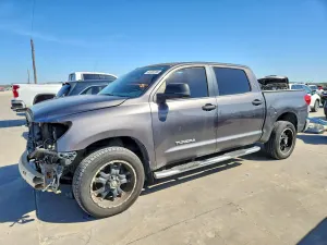 Toyota Tundra 4.6L 8 2012