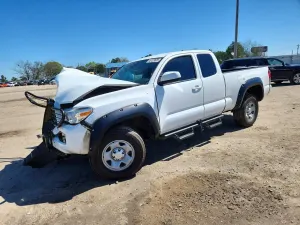 Toyota Tacoma 2.7L 4 2019