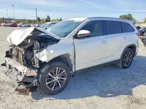 Toyota Highlander 3.5L 6 2019