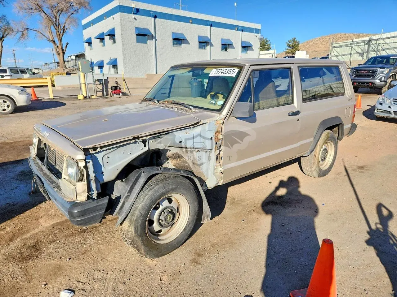 Jeep Cherokee 4.0L 6 1996