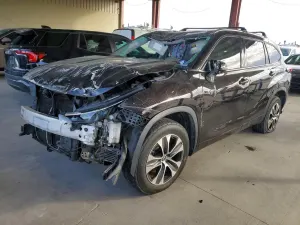Toyota Highlander 3.5L 6 2021