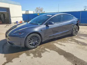 Tesla Model 3 2024
