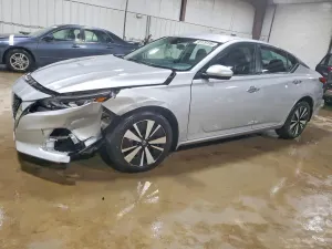 Nissan Altima 2.5L 4 2022