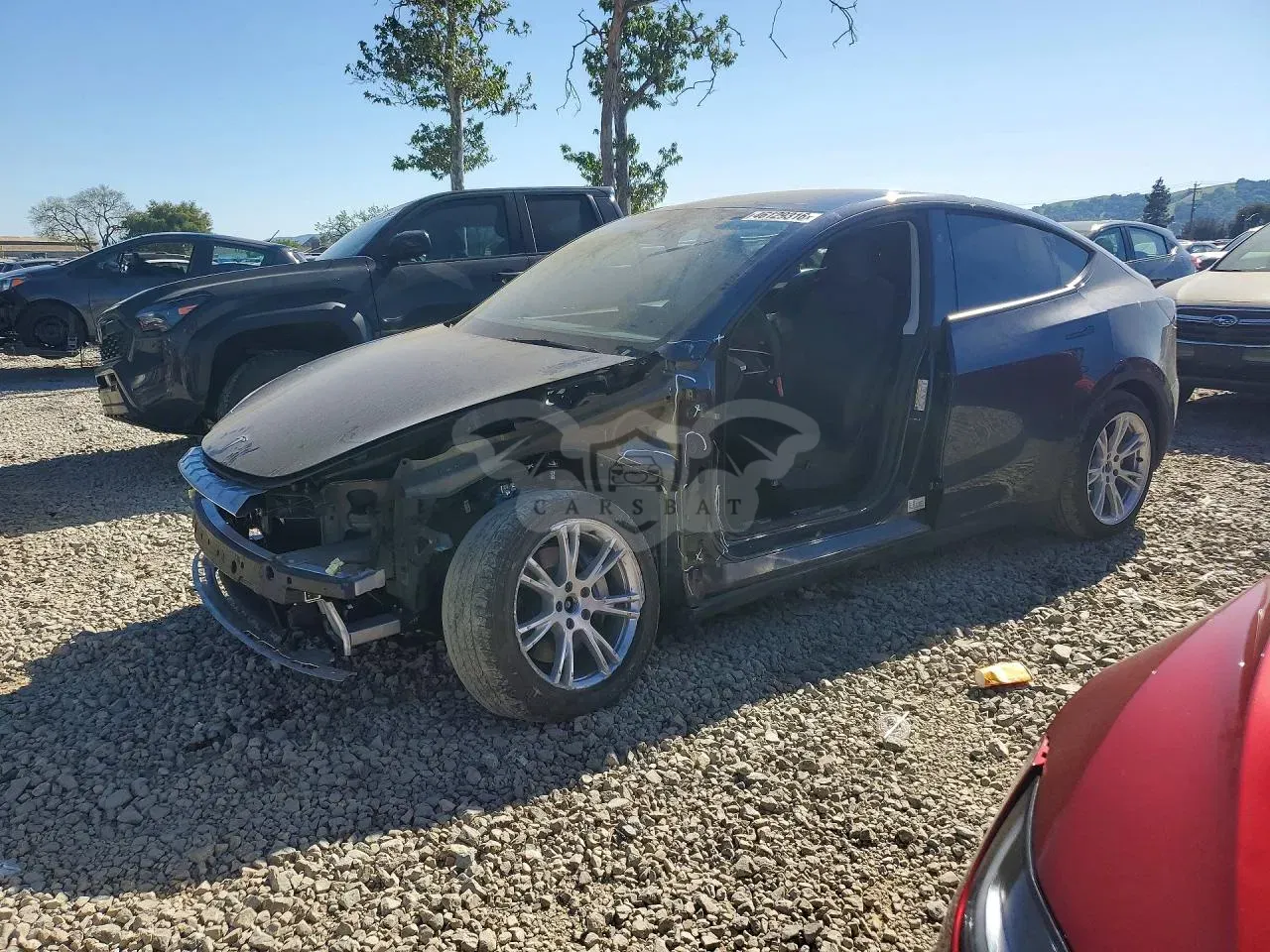 Tesla Model Y 2025