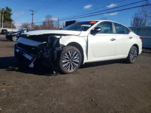 Nissan Altima 2.5L 4 2025