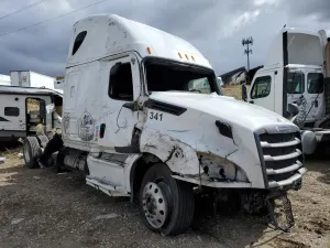 Freightliner Cascadia 14.8L 6 2024