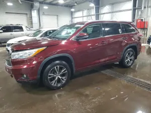 Toyota Highlander 3.5L 6 2016
