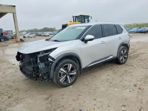 Nissan Rogue 2.5L 4 2021