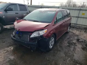Toyota Sienna 3.5L 6 2020