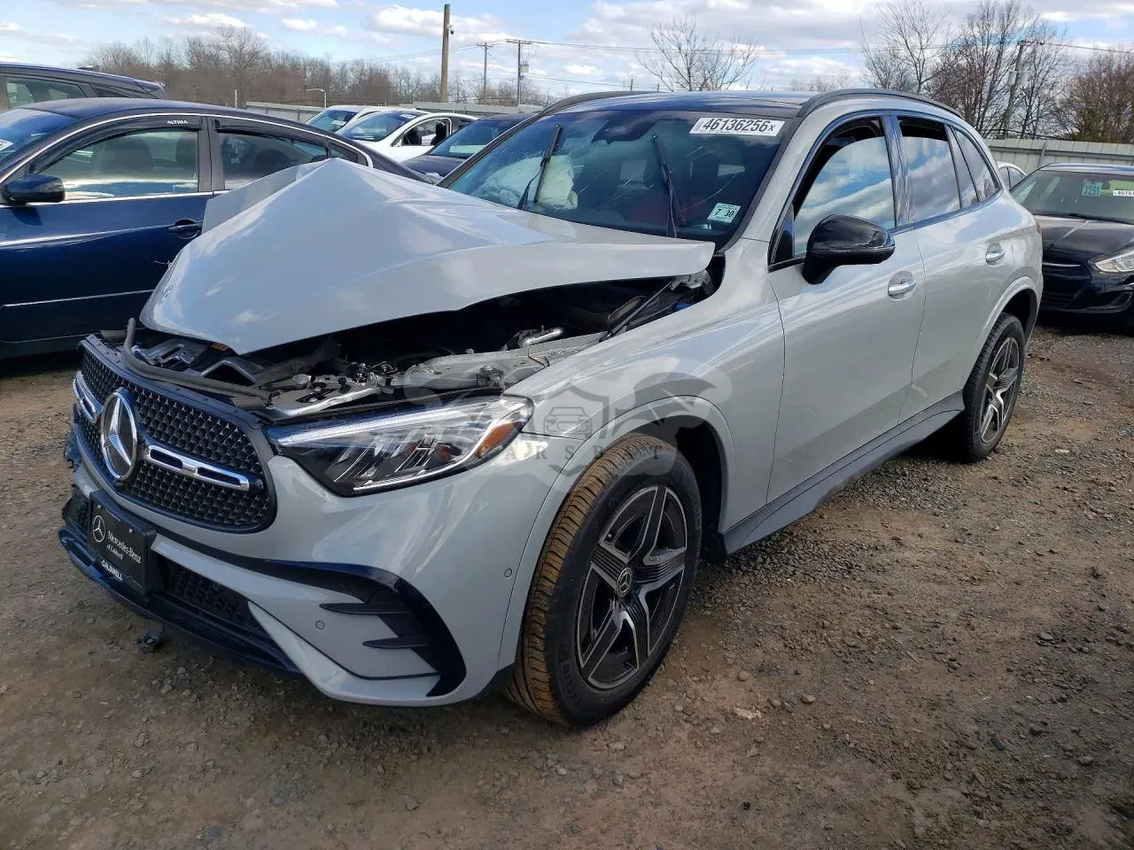 Mercedes-Benz GLC 2.0L 4 2025