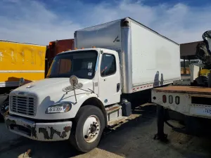 Freightliner Business Class M2 6.7L 6 2017