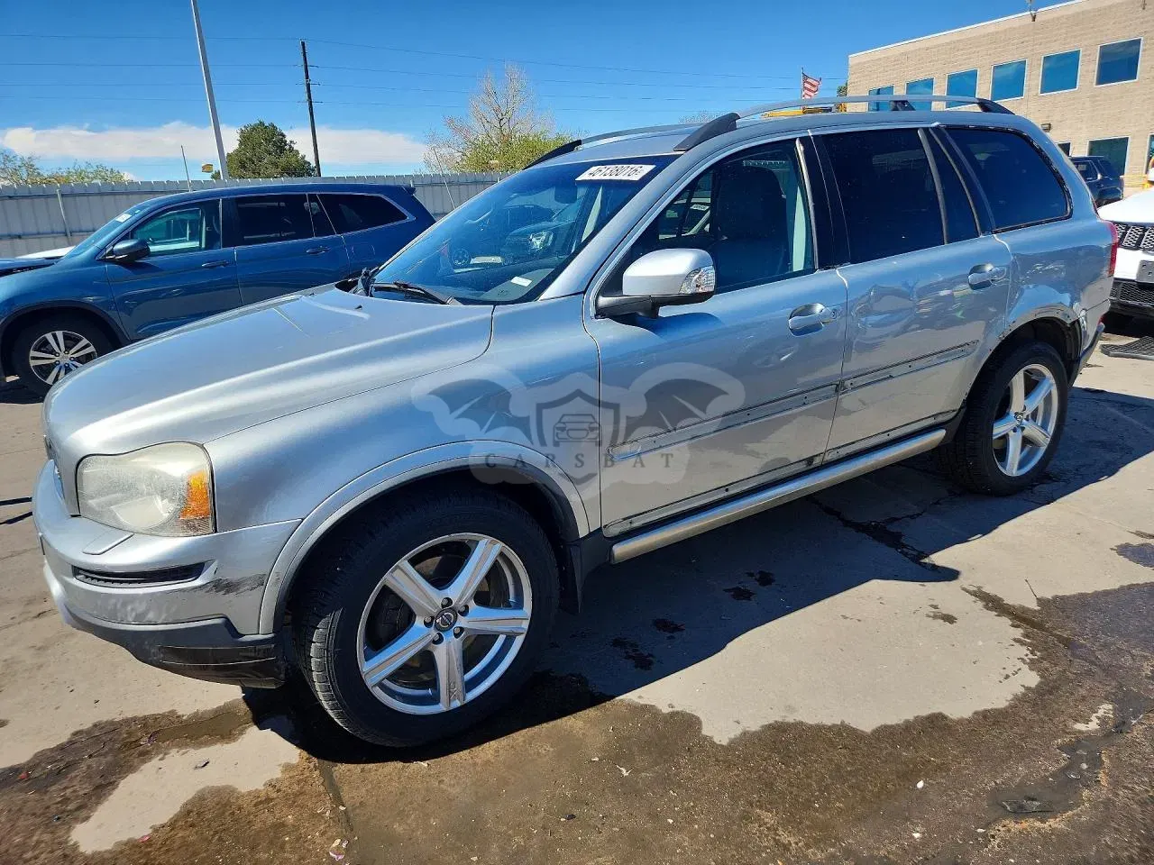 Volvo XC90 4.4L 8 2008
