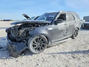 Land Rover Discovery 3.0L 6 2019
